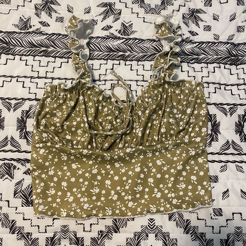 Green floral crop top